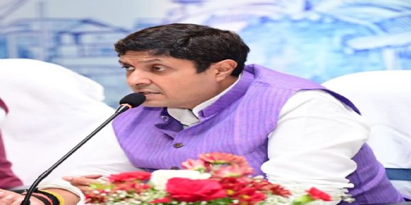 शिक्षा पर 18 प्रतिशत जीएसटी लगाना जनविरोधी, फैसला वापस ले सरकार : उज्ज्वल रमण सिंह