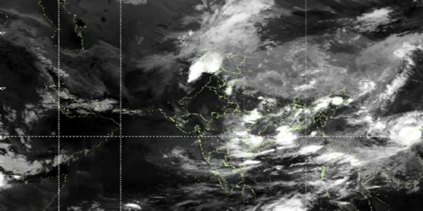 दिल्ली-एनसीआर में तेज हवा के साथ बरसा पानी, 25 राज्यों को चेतावनी