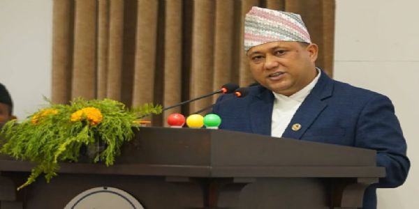 नेपाल के विदेश मंत्री शिशिर खनाल