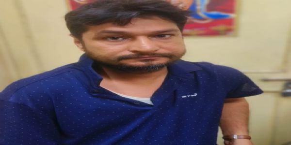 सोलर सिस्टम का लोड बढ़ाने की एवज में रिश्वत लेते कनिष्ठ अभियंता गिरफ्तार