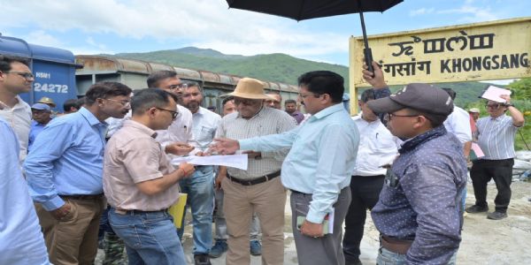 पूसीरे (निर्माण) के महाप्रबंधक ने जिरिबाम–इंफाल रेल लाइन परियोजना के निर्माण कार्यों का किया निरीक्षण