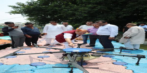 नैनी झील में ड्रोन से कीटनाशक छिड़काव का शुभारंभ, मच्छर जनित बीमारियों की रोकथाम को मिलेगी मजबूती