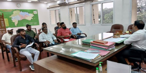 उपायुक्त की एसआईआर को लेकर राजनीतिक प्रतिनिधियों के साथ बैठक, 15 सितंबर तक दावे-आपत्तियां