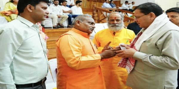 स्वतंत्रता सेनानी परिवारों की मांगों पर मुख्यमंत्री से हुई चर्चा