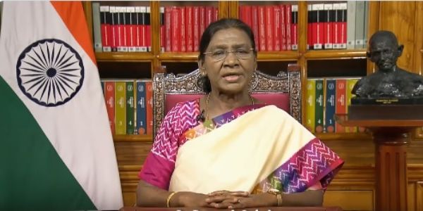 राष्ट्रपति द्रौपदी मुर्मु शुक्रवार को 80वें स्वतंत्रता दिवस की पूर्व संध्या पर राष्ट्र के नाम संबोधन देते हुए राष्ट्रपति द्रौपदी मुर्मु शुक्रवार को 80वें स्वतंत्रता दिवस की पूर्व संध्या पर राष्ट्र के नाम संबोधन देते हुए