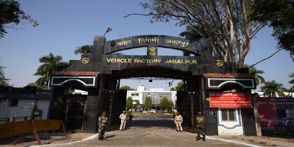 जबलपुर में 600 करोड़ की टी-72 टैंक ओवरहाल परियोजना, रक्षा मंत्री राजनाथ सिंह करेंगे भूमि पूजन