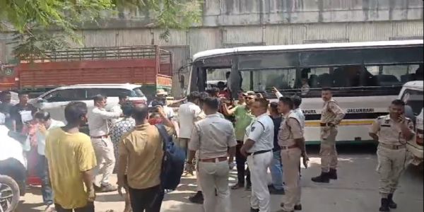 गुवाहाटी में 21 नशेड़ी युवक को पकड़ा, दो ड्रग्स तस्कर गिरफ्तार