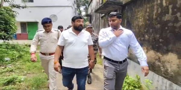 सड़क हादसे में सिविक वॉलंटियर की मौत, परिवार को चार लाख की मदद
