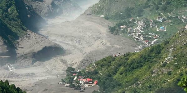 नेपाल के रसुवा में 300 मेगावाट से अधिक की जलविद्युत परियोजनाओं को भारी नुकसान, पूरे इलाके में बिजली आपूर्ति ठप