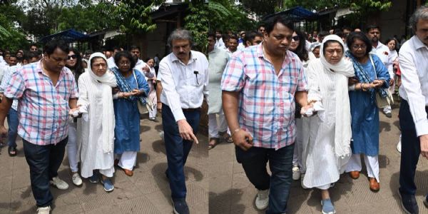 बॉलीवुड के दिग्गज फिल्म निर्देशक कुकू कोहली को नम आंखों से अंतिम विदाई दी