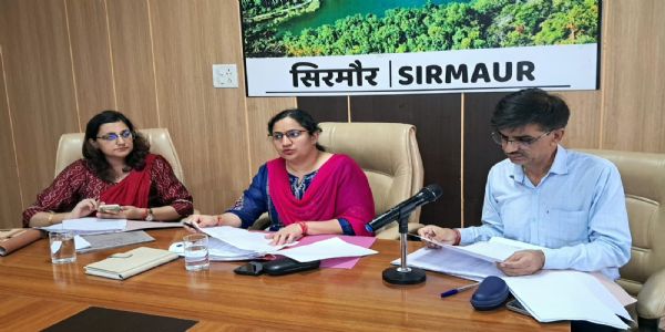 जल जीवन मिशन के तहत जिला में 1,21,917 पेयजल कुनेक्शन लगाए गए
