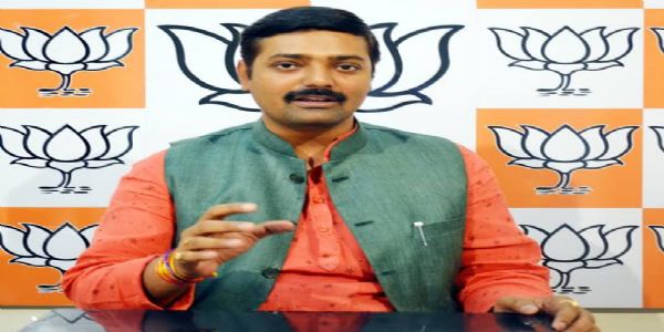 महिलाओं के  लिए सपा की घोषणाएं चुनावी और हवा हवाई: राकेश त्रिपाठी