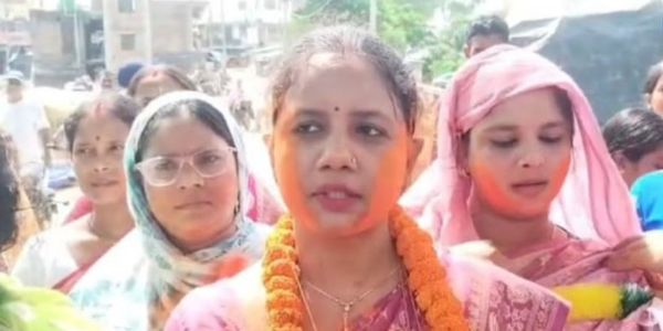 पार्टी के निर्देश को दरकिनार कर भाजपा की एकमात्र सदस्य बनीं पीरगंज की नई प्रधान, विपक्षी दलों का मिला समर्थन