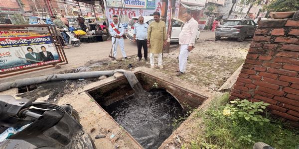 प्रयागराज : जल निकासी में बाधक अतिक्रमण काे ध्वस्त कर हटाएं : महापौर