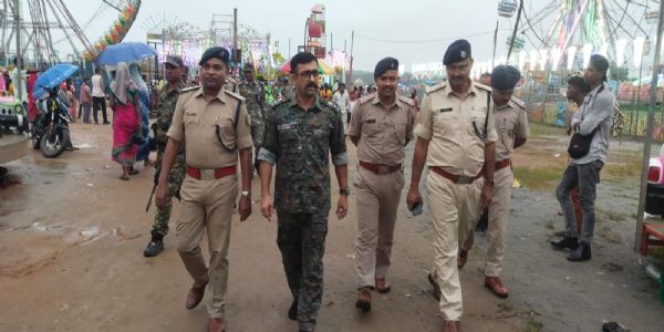 आम्रेश्वर धाम मेले की सुरक्षा व्यवस्था का एसपी ने लिया जायजा
