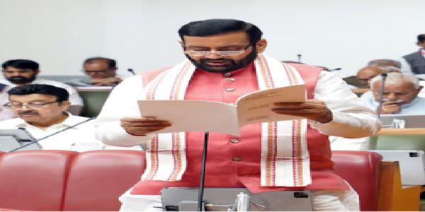 हरियाणा विधानसभा में दिवंगत पूर्व विधायकों, शहीद जवानों और हादसों में जान गंवाने वालों को दी श्रद्धांजलि