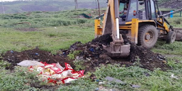 देवासः रक्षाबंधन से 972 किलो प्रतिबंधित एनालॉग मावा और मिठाइयां ज़ब्त