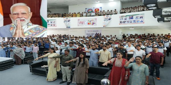 सोनीपत: राष्ट्रीय खेल दिवस पर खेलो इंडिया संवाद पीएम के साथ में विद्यार्थियों ने सुना