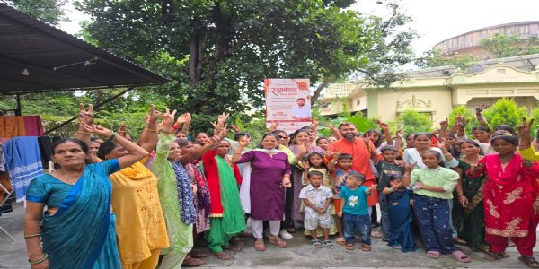 बहनों ने बांधी राखी, रोहन ने दिया सशक्तिकरण का संदेश