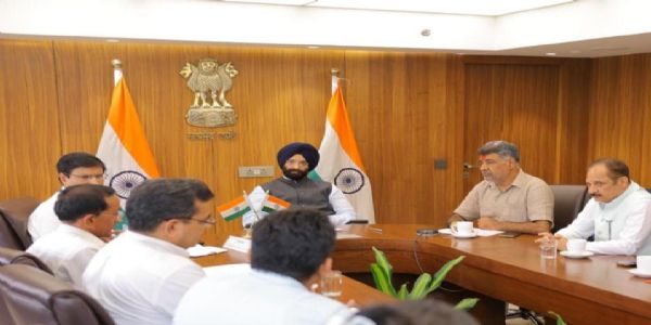 आदर्श नगर में औद्योगिक अवसंरचना और हरित क्षेत्र को मजबूत करेगी सरकार : सिरसा