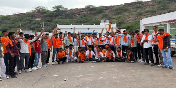 बेरी गंगा से सिद्धनाथ मंदिर तक निकाली कांवड़ यात्रा