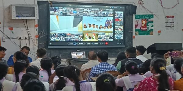 खेलो इंडिया संवाद में गूंजा खेल और राष्ट्र निर्माण का संदेश, सीवान के सैकड़ों युवाओं ने सुना पीएम मोदी का संबोधन