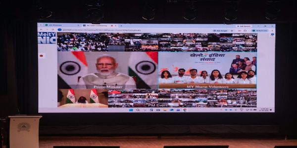 धनबाद में खेलो इंडिया संवाद, युवाओं को मिला फिटनेस और विकसित भारत का संदेश