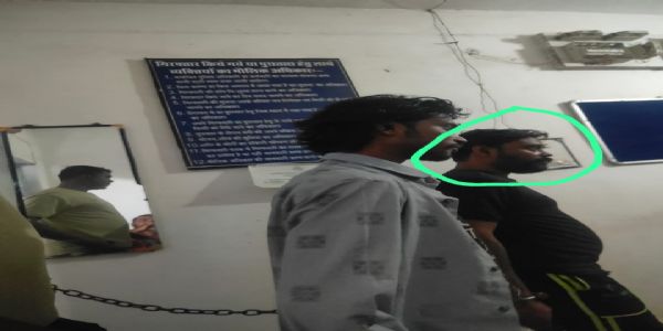 अम्बिकापुर : पड़ोसी ने महिला को डंडों से पीटकर मार डाला, गुपचुप अंतिम संस्कार की साजिश नाकाम, आरोपित गिरफ्तार