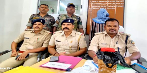 नकली विदेशी शराब का खुलासा, दो गिरफ्तार