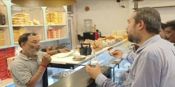 आसनसोल में खाद्य विभाग का अचानक छापा