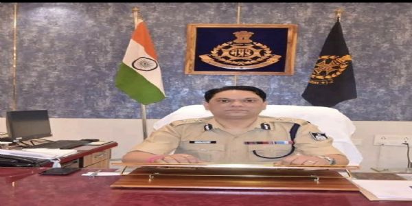 मैहर : सतर्क नागरिकों की सूचना पर नशीली कफ सिरप के साथ आरोपी गिरफ्तार