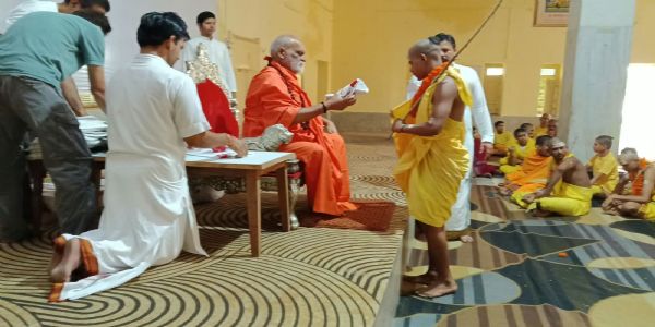 श्रावणी पर्व पर गूंजे वैदिक मंत्र, बटुकों का हुआ यज्ञोपवीत संस्कार