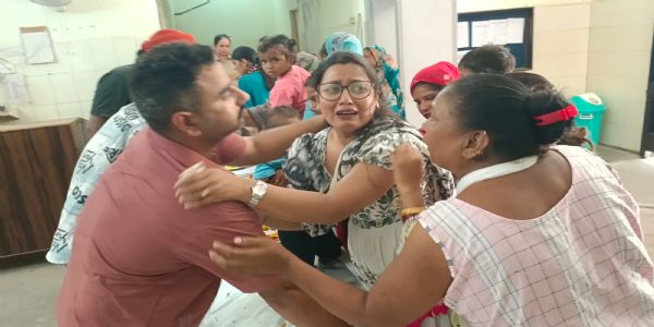 कैथल: कलाई पर राखी, आंखों में आंसू और दिल में दुआ... सलाखों के पीछे भाइयों काे मिला बहनों का प्यार