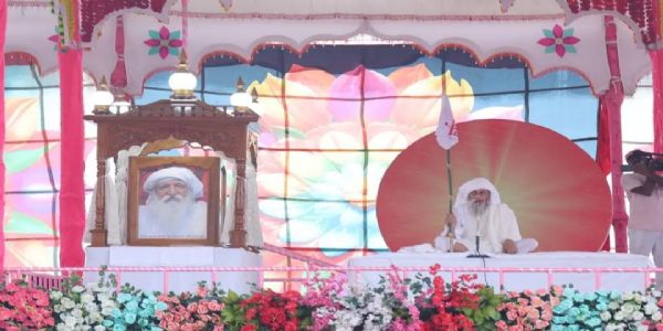 गाय को राष्ट्रीय पशु घोषित करने का कानून बने तो तुरंत बंद हो गौ हत्या : बाबा उमाकांत