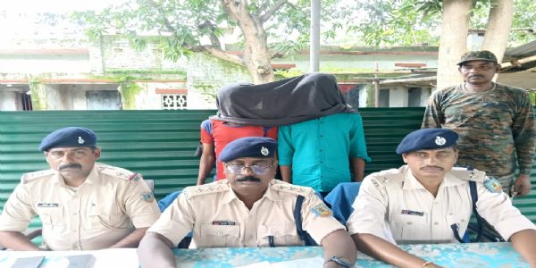 जमीन विवाद में तीन लोगों की हत्या का खुलासा, दो आरोपित गिरफ्तार