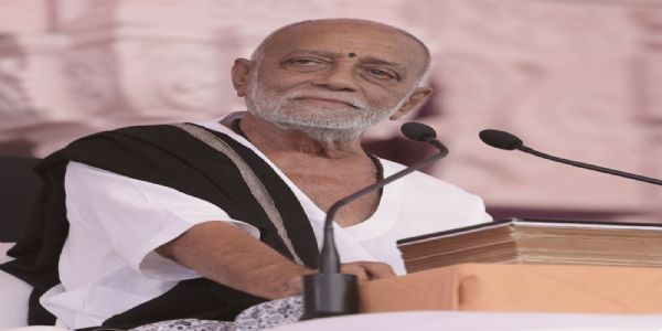 कथाकार मोरारी बापू कथाकार मोरारी बापू