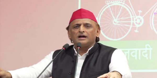 अखिलेश ने भाजपा पर लगाया मतदाता सूची में गड़बड़ी कराने का आराेप