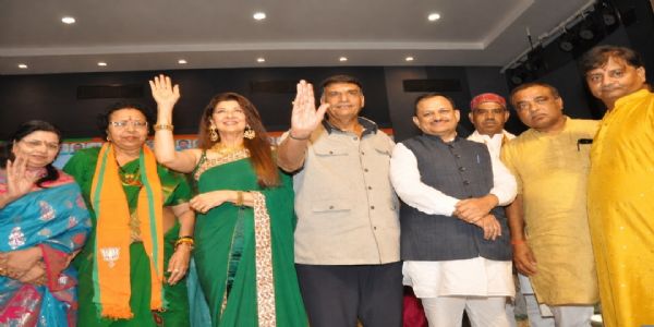 हजारों बहनों का स्नेह मेरे लिए किसी भी सम्मान से बढ़कर : अजय कपूर