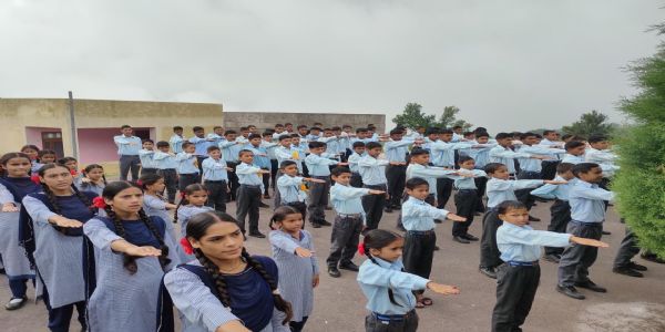 खेलेगा भारत जीतेगा भारत के संदेश के साथ धूमधाम से मनाया राष्ट्रीय खेल दिवस