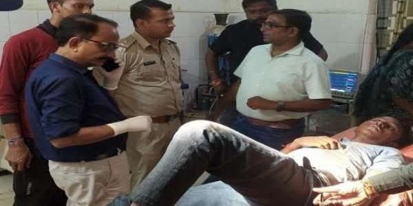 अफीम तस्कर और पुलिस के बीच गोलीबारी, एक तस्कर घायल