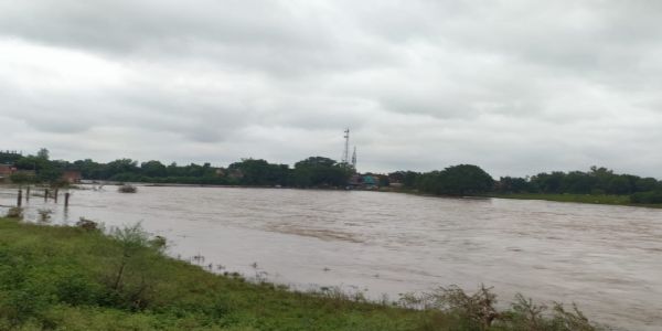 अदवा बांध के चार फाटक खुले, नदी में छोड़ा जा रहा 10 हजार क्यूसेक पानी