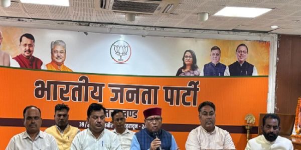 दलित अपमान का झूठ फैलाकर देवभूमि की छवि खराब कर रही कांग्रेस: खजान दास