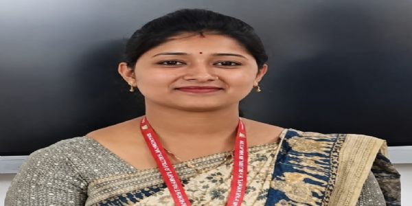 यूजीसी-नेट में रामगढ़ की डॉ आंचल ने हासिल की सफलता