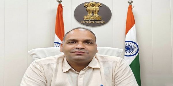 यात्रियों की अतिरिक्त भीड़ को देखते हुए रविवार को होगा दो स्पेशल ट्रेनों का संचालन