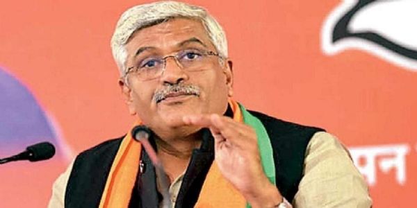 सोनिया गांधी की पुस्तक विवाद पर शेखावत का कांग्रेस पर पलटवार, लेखक-प्रकाशक मतभेद में भारत सरकार को घसीटने की क्या जरूरत