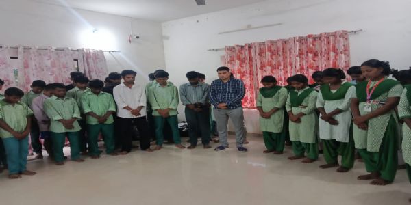 नेपाल में आई बाढ़ में जान गंवाने वालों को श्रद्धांजलि