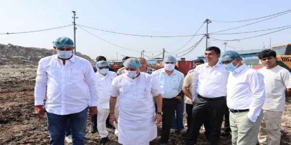 महापौर ने भलस्वा लैंडफिल साइट का निरीक्षण कर, बायो माइनिंग कार्यों का लिया जायजा