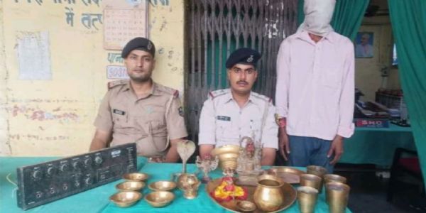 नगरा मंदिर चोरी कांड का पुलिस ने किया खुलासा एक गिरफ्तार, मूर्तियां बरामद