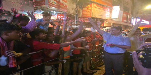 सावन का पहला सोमवार: श्री काशी विश्वनाथ धाम में उमड़ा आस्था का सैलाब, ‘कंकर-कंकर शंकर’ का अद्भुत नजारा
