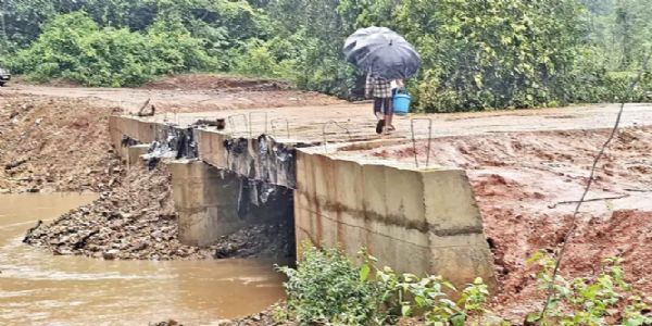 घुर नक्सल प्रभावित रहे अरनपुर-नीलावाया मार्ग 10 वर्ष बाद बना